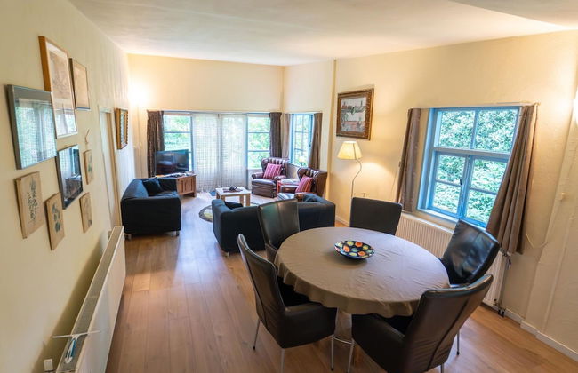 Beautiful Mansion on the Water - Foto 9