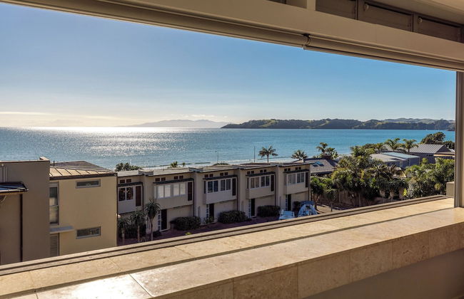 Apartment On The Beach - Photo 13