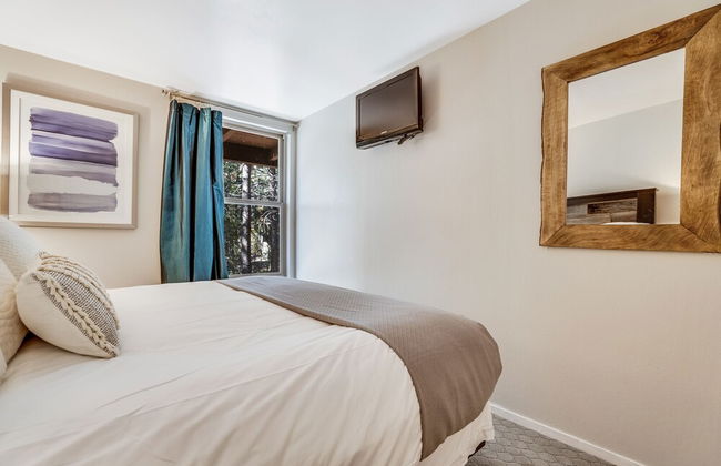 Pinegrove by Avantstay Beautiful Villas Condo Just Outside Tahoe City - Foto 14