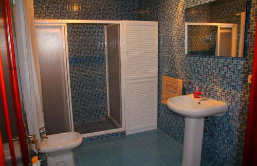 Villa Ahumor Apartamento entero 20 m Sevilla -6pax - Foto 5