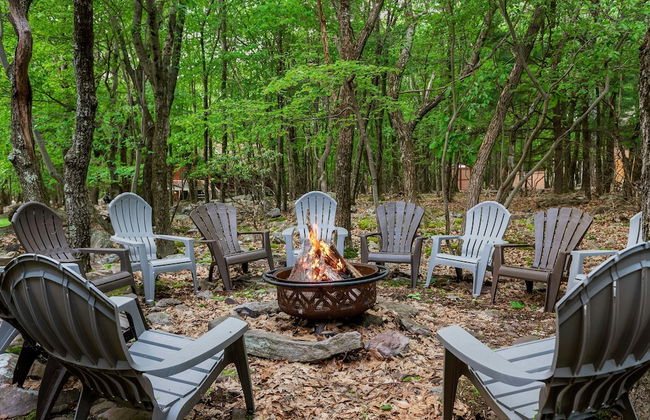 Summit Shores by Avantstay Hot Tub Firepit Game Room - Foto 2