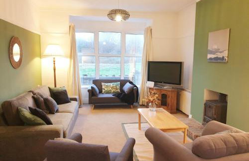 Beach House, Llanddulas near Colwyn Bay - Photo 3