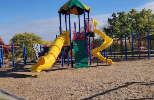 Nature's Blissful Haven - King Bed & Heated Garage - Foto 36