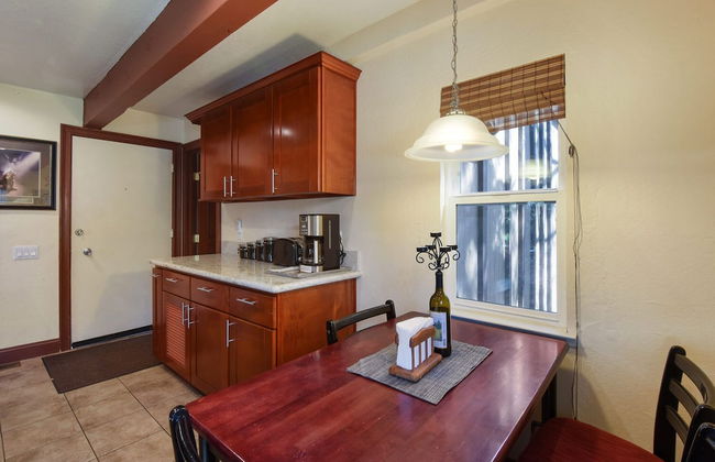 Tahoe City Getaway Minutes From Lake and Activities - Photo 6