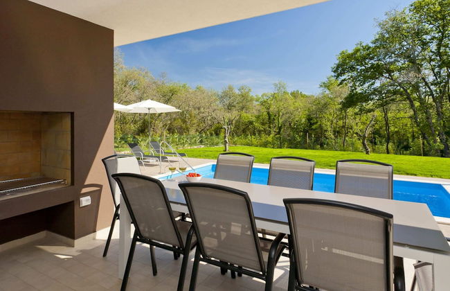 Villa in Novigrad With Pool & Rooftop Terrace - Foto 24