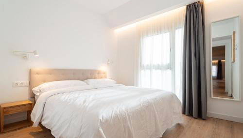 Edificio Ferrari by Plaza Mayor Apartamentos - Foto 3