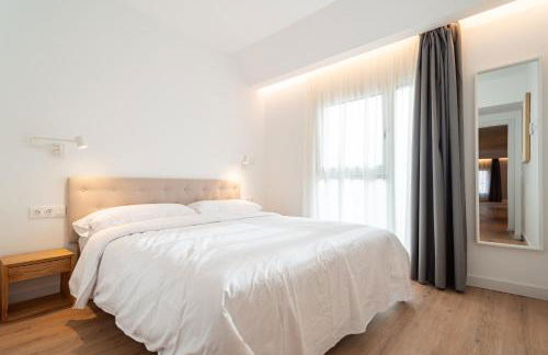 Edificio Ferrari by Plaza Mayor Apartamentos - Foto 3