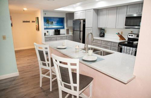 1860 SqFt-Oceanfront Oasis - Foto 24