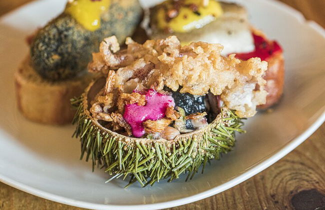 Gourmet Pintxos & Premium Wines tour gastronomico per piccoli gruppi - Foto 3