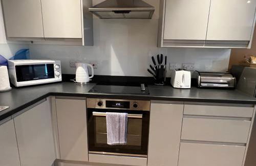 Glastonbury Sacred Vault, 1 Bedroom, Split-Level - Photo 15