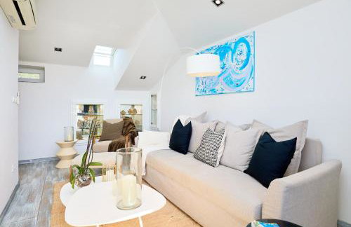 Piece of Heaven with a Million dollar View - Foto 18