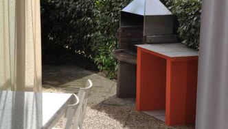 260 lake waterfront holiday apartment with garden - Foto 5, Garden view