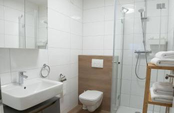 High-quality renovated apt (TLA/Tlf/TDY-RAB) - Foto 29