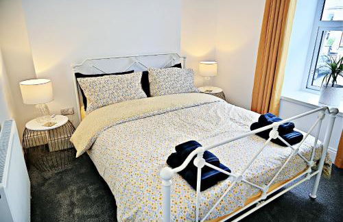 Porthmadog, Sleeps 11, 5 Bedrooms, 5 Bathrooms, Mountain Views - Photo 16