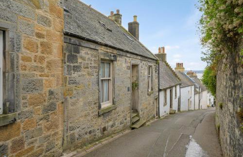 Historic 1BR Home in Culross Near Filming Sites - Foto 64
