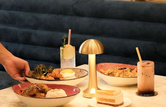 Ami Suites - Photo 57