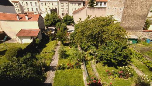 Family apartment near Paris - Foto 3, Garden view