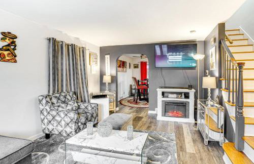 Newark Home with Deck and Fire Pit, 16 Mi to NYC! - Photo 2