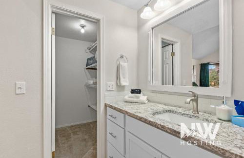 Twin Lakes Village Home Golf Retreat Community Pool Corner Lot and Single Level Living - Foto 16