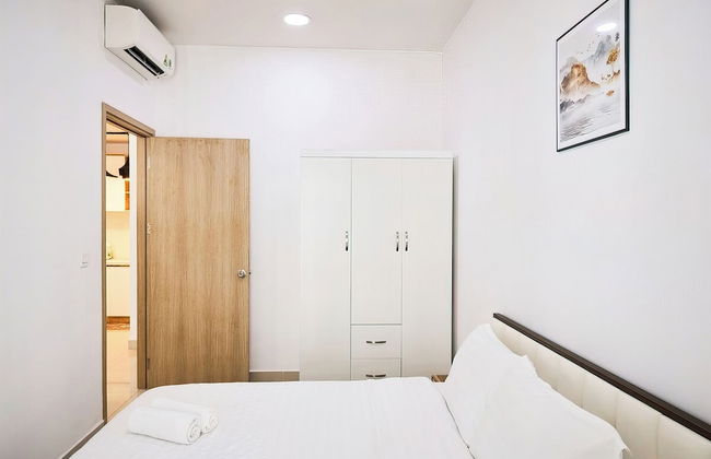 Genius SaiGon - Sunrise City View D7 - Photo 19