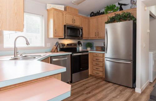 Funky and Fun Beach Getaway - Foto 4