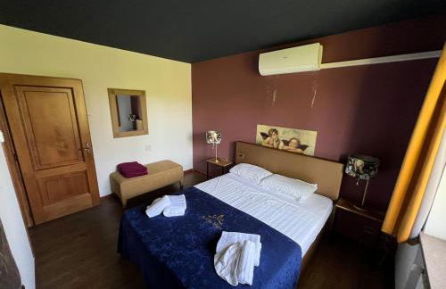 Luxe Villa Monte Rosa met zwembad in een wijngebied - Foto 39