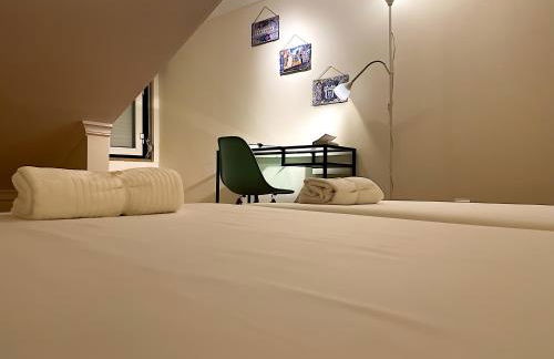 Cozy 3 Bedroom Apartment in Belem Lisbon 3 to 5 Guests - Photo 23