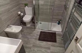 Home from Home near LFC & train station - Foto 6