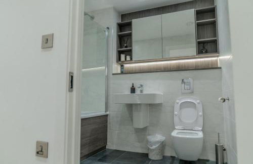 Luxury 2 Bed Penthouse with Stunning Views in Manchester City Centre - Foto 12