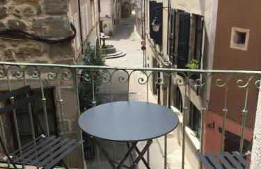 Les Vans - Charmant appartement au cœur du village - Foto 3