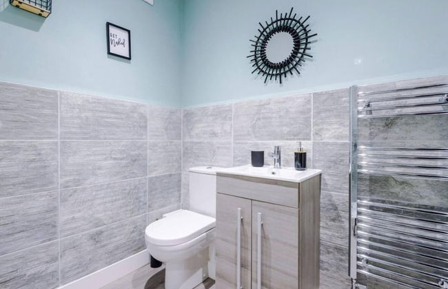 Old Trafford Two-bedroom Stay by Belvilla - Photo 18