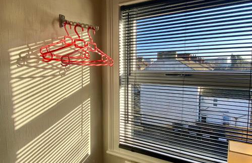 Bedford Contractor Base Sleeps 3 Secure Van Parking Fast WiFi - Foto 49