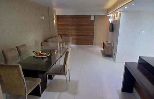 Apartamento espaçoso- até 6 pessoas centro Goiânia - Foto 1