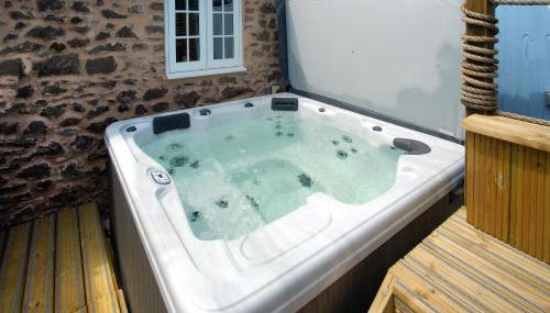 Stone Barn - Photo 2