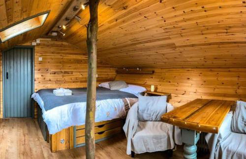 Wooden tiny house Glamping cabin with hot tub 1 - Photo 2