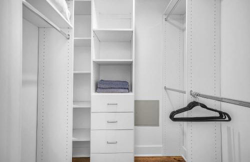 Amazing, Spacious Unit, Heart LA - Photo 48