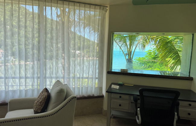 Fully Staffed, Beach Frontage Luxury Villa - Foto 62