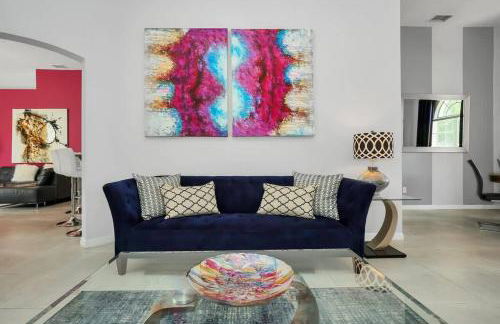 New 5 bedroom Disney Sanctuary - Photo 10