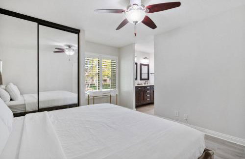 Charming 3BR - Prime Northwood Location - Foto 26