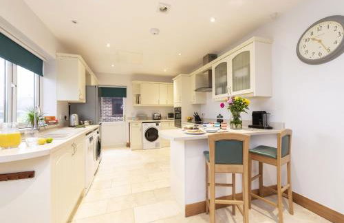 Wyndthorpe Cottage - Photo 2