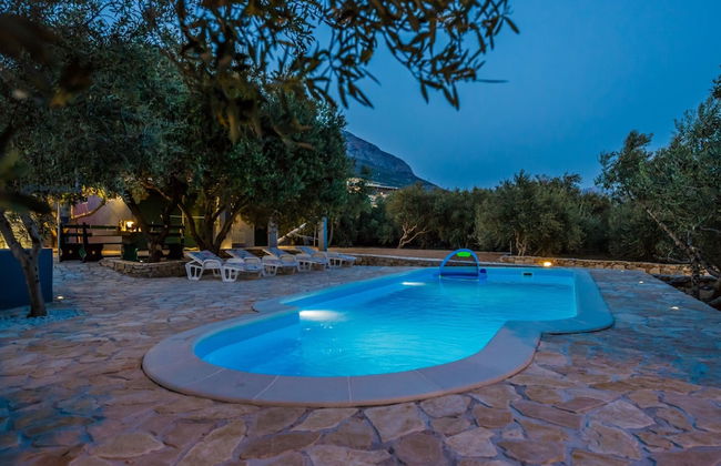 Luxury Private Villa Complex With Pool and Jacuzzi - Foto 18