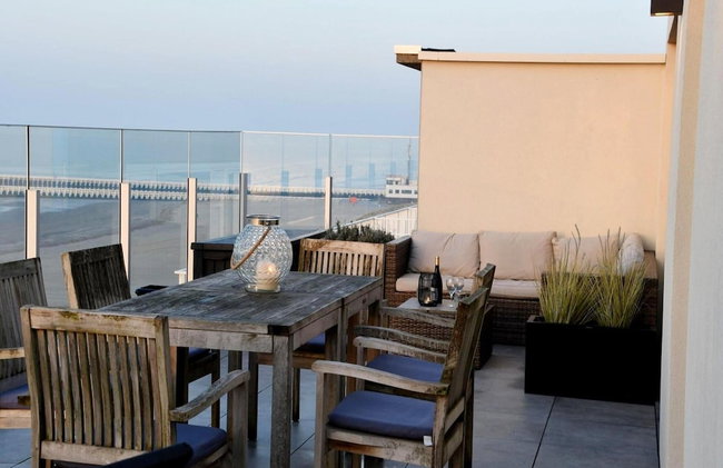 Attic Apartment Nieuwpoort With Coastal Views - Photo 18