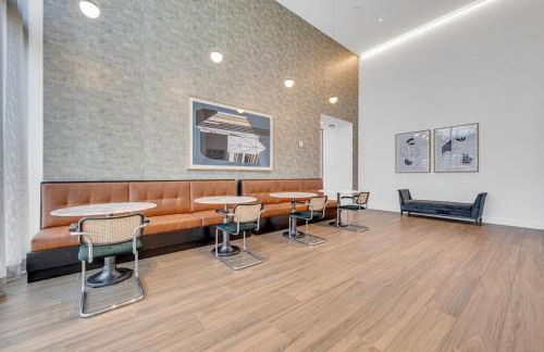 Brickell Border 3BR by Untitled Stay - Photo 8