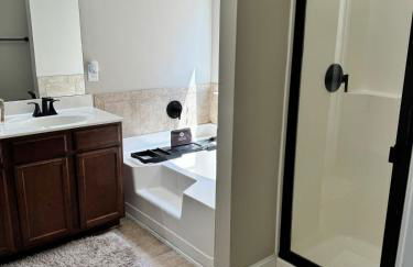 4 Bedrooms Private Backyard Smoke Room Garden Tub - Foto 37