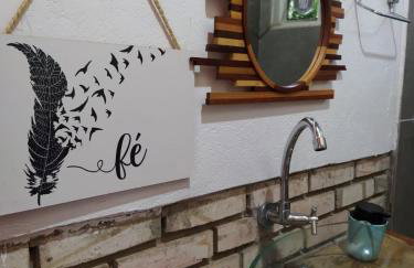 Chalé aconchegante, pertinho da cidade e conectada a natureza - Foto 16