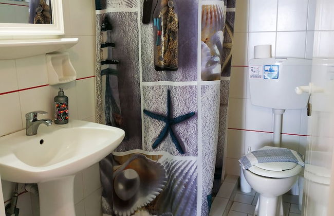 Renia Studios Standard Studio Overlooking the Swimming Pool - Foto 26