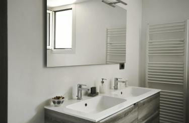 The House of Marbles - Photo 21