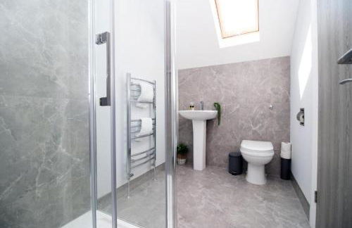 3 bedroom duplex flat Cardiff close to UHW & city centre - Foto 15