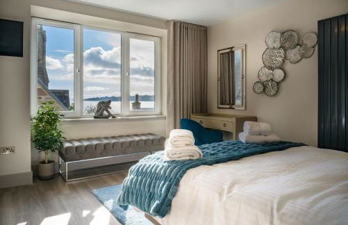 Arran Shores Luxury Shorefront Penthouse Suite 10 - Photo 3