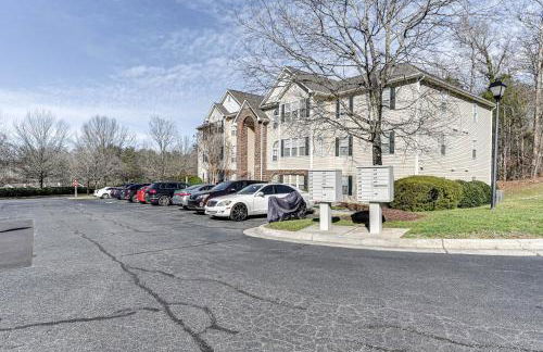 Winston-Salem Condo with Balcony Steps to Golf! - Foto 25